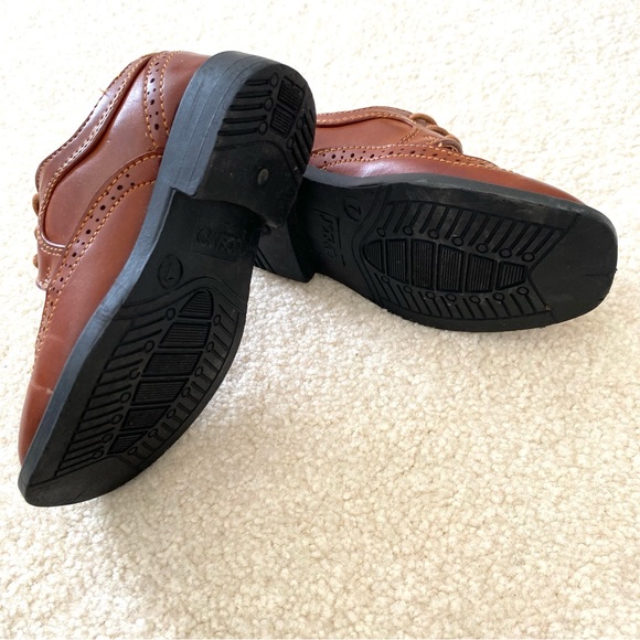 Gently used Josmo toddler brown Oxford shoes size 7 - Picture 4 of 6
